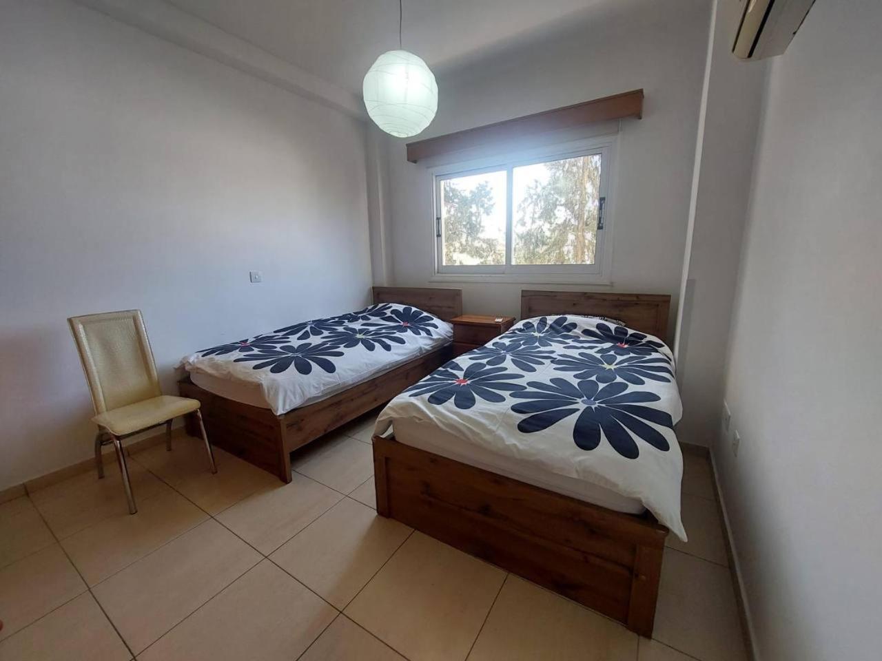 Sunny 2 Bedroom Larnaca Center Exteriér fotografie